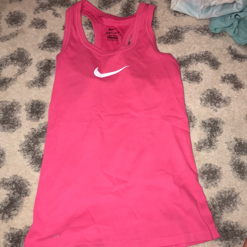 nike tank top